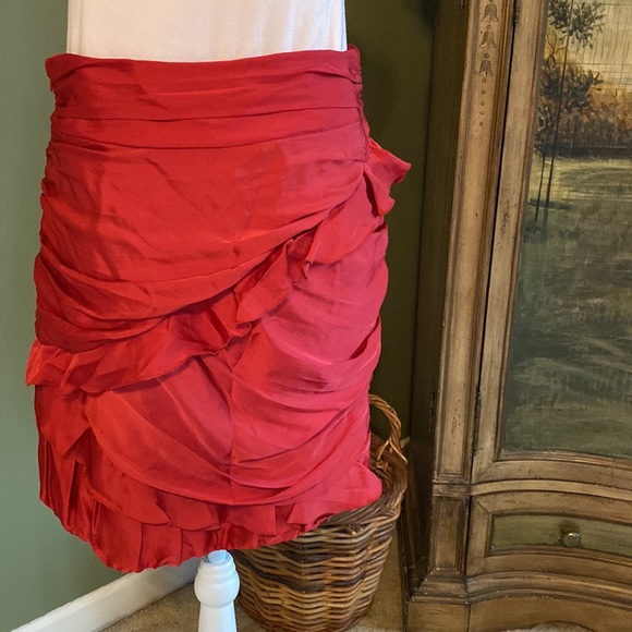 GORGEOUS BANANA REPUBLIC SILKY SKIRT - Picture 5 of 6
